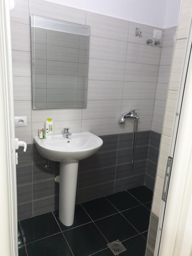 Dian'S Apartments Εξαμίλιο Εξωτερικό φωτογραφία