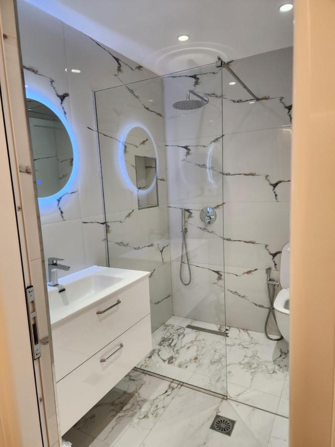 Dian'S Apartments Εξαμίλιο Εξωτερικό φωτογραφία