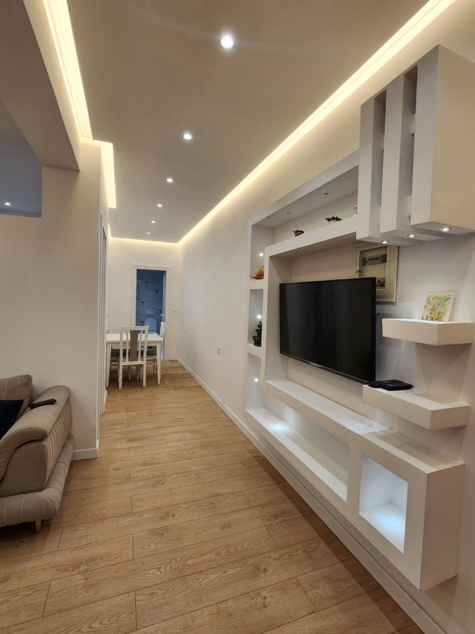 Dian'S Apartments Εξαμίλιο Εξωτερικό φωτογραφία